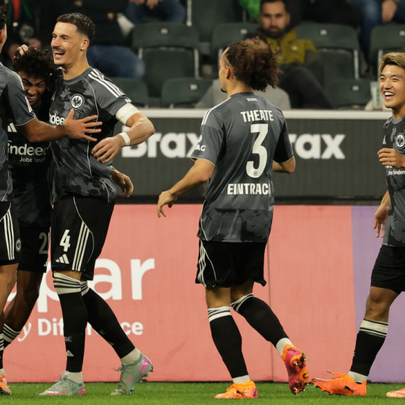 Volfsburg minuti delili do tri boda – Ajntraht se izvukao