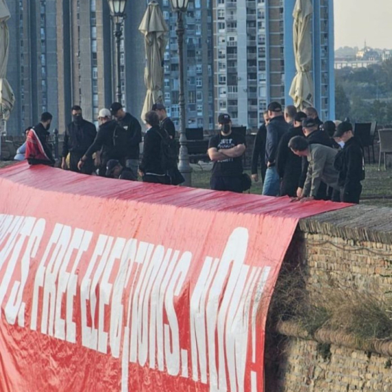 Ko su blokaderi koji su oskrnavili Petrovaradinsku tvrđavu?
