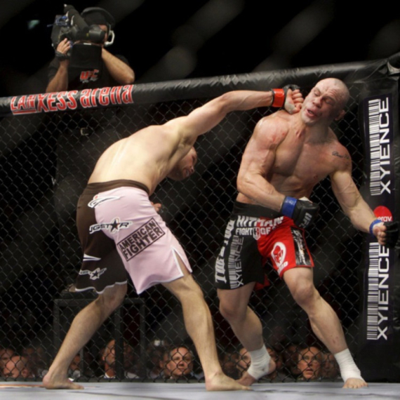 Haos u Brazilu – Silva "brutalno" nokautiran VIDEO