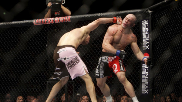 Haos u Brazilu – Silva "brutalno" nokautiran VIDEO