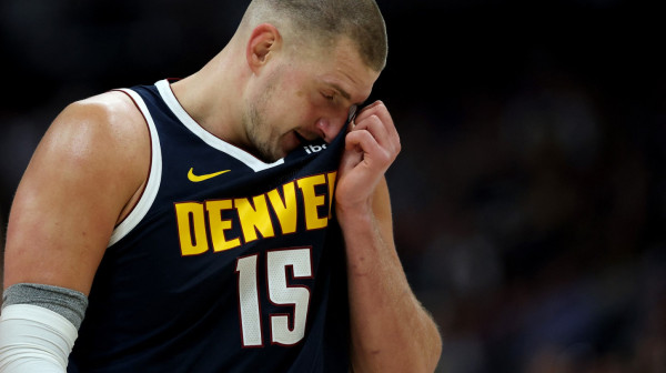 Iz Denvera "prete" Jokiću: "Nema više izgovora"