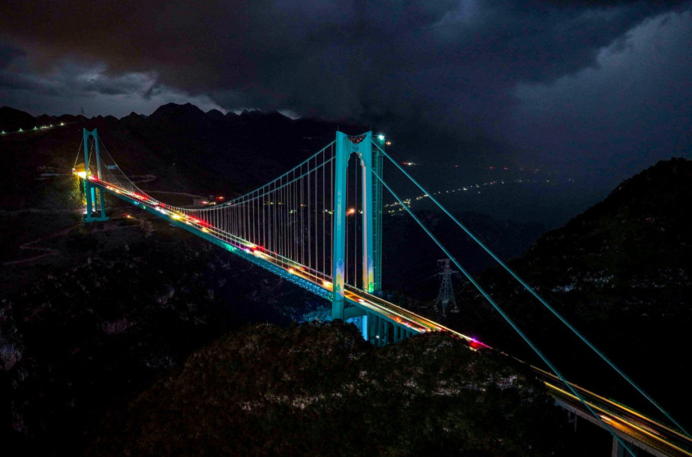 Putovanje od dva sata skraćeno na dva minuta: Otvoren najviši most na svetu FOTO/VIDEO