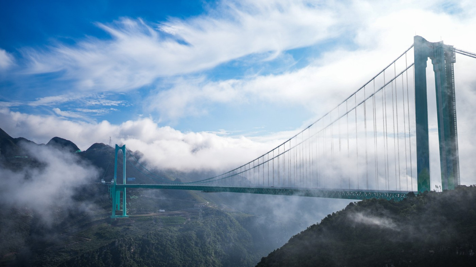 Putovanje od dva sata skraćeno na dva minuta: Otvoren najviši most na svetu FOTO/VIDEO