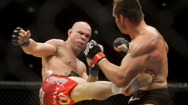 Haos se nastavlja – otkriveno ko je Silvu poslao u bolnicu: "Zlobno"; "Kukavički – sram te bilo" VIDEO