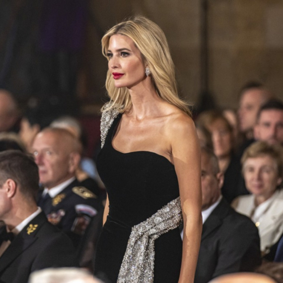 Ivanka Tramp nikad nije bila ovako seksi: A samo je pokazala duge noge FOTO