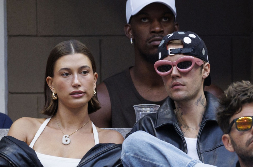 Sestra Hejli Biber na sudu zbog nasilja: Gađala tamponom FOTO