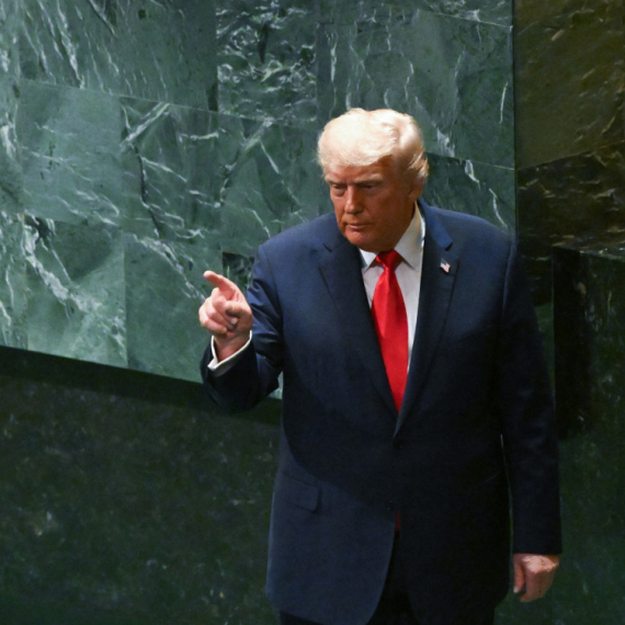 Tramp obavio važan razgovor pred sastanak sa Netanjahuom