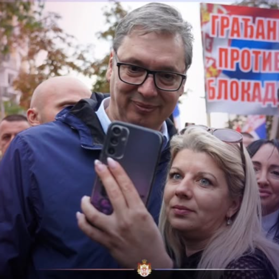 Oglasio se Vučić: "Dosta su zla naneli našoj zemlji prethodnih meseci. Zato moramo još jače da radimo!" FOTO