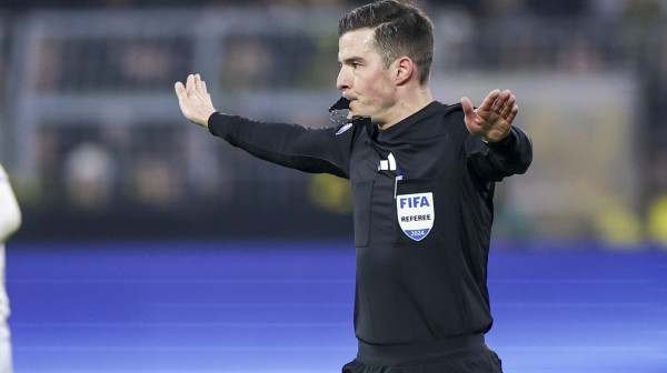 Nemac deli pravdu Zvezdi u Portu: Ne pamte ga po dobrom crveno-beli VIDEO