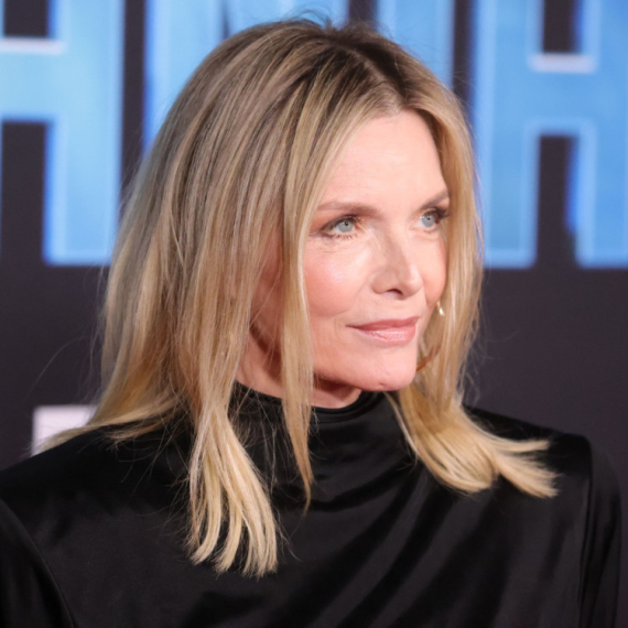 Slavna holivudska zavodnica postala baka: "Nisam očekivala" FOTO