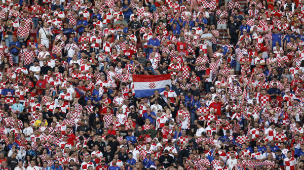 FIFA kaznila Hrvate zbog povika "Ubij Srbina"