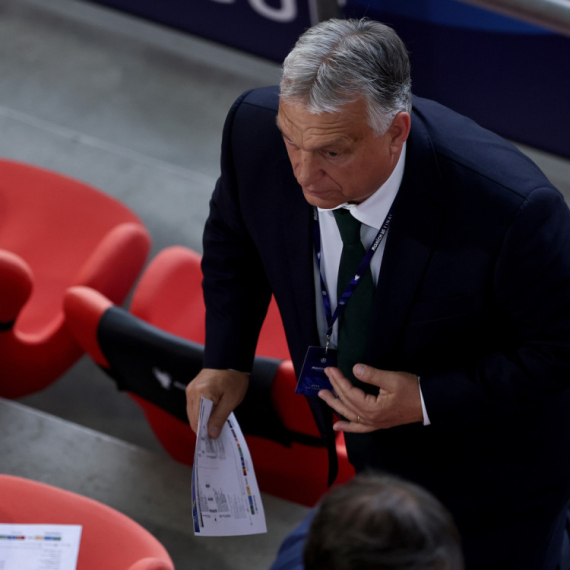 Orban: Igrate opasnu igru sa životima miliona Evropljana