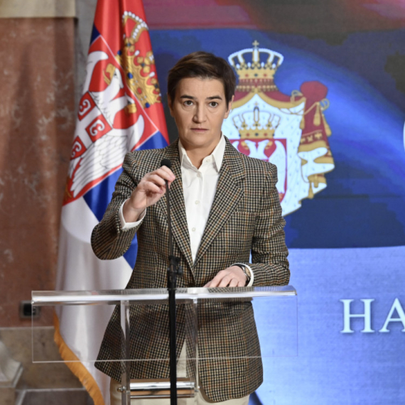 Brnabić: Lažne vesti da je SNS na pragu izbacivanja iz EPP