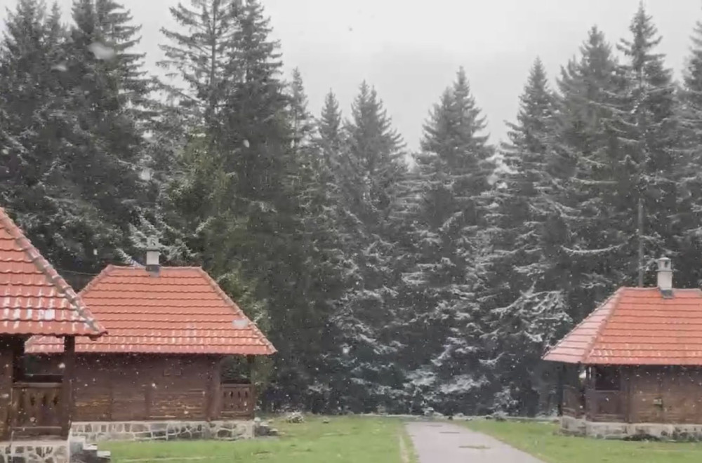 U Srbiji pao prvi sneg; RHMZ pali crveni meteo-alarm FOTO/VIDEO