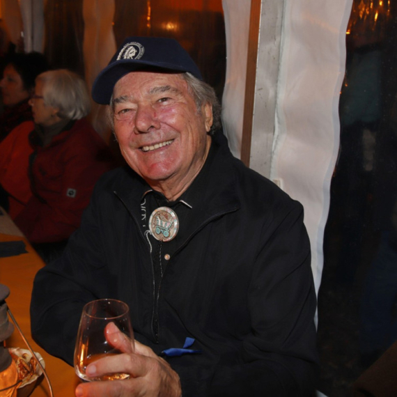 Preminuo umetnik iz sveta filma: Radio na klasiku "Za šaku dolara"