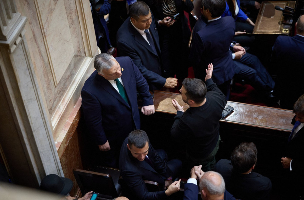 Kijev "zabada nož u leđa" Budimpešti?