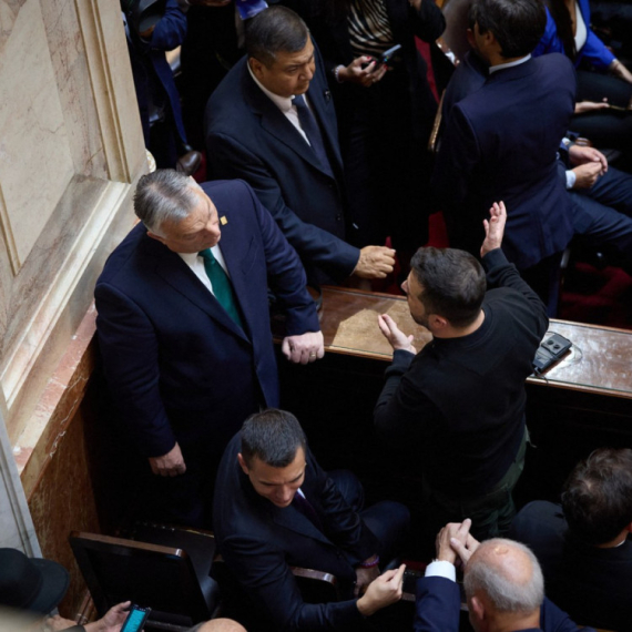 Kijev "zabada nož u leđa" Budimpešti?