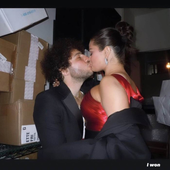 Čipkasto, raskošno i bajkovito: Selena Gomez pokazala sve tri venčanice, ne zna se koja je lepša FOTO