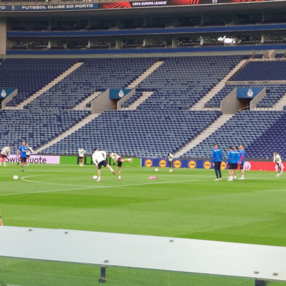 B92.sport na treningu Zvezde: Veliki stadion za velika dela FOTO