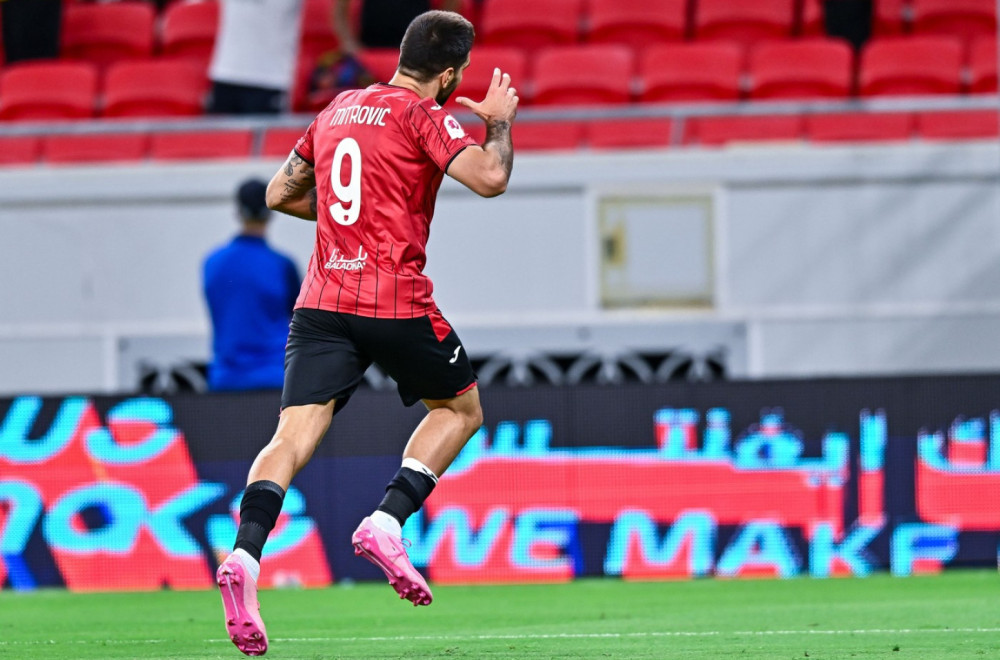 Mitrović rešeta, ali i asistira VIDEO