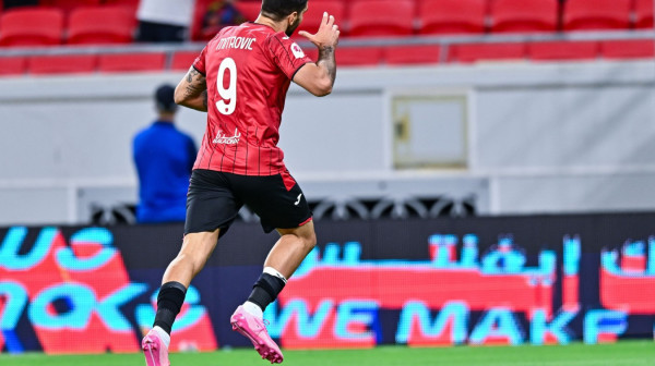 Mitrović rešeta, ali i asistira VIDEO