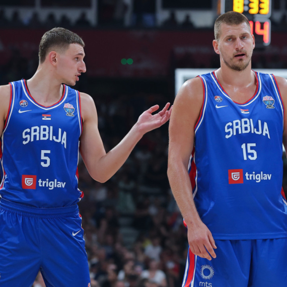 Jović otkrio zbog čega je dobio "šamar" od Jokića pred Finsku VIDEO