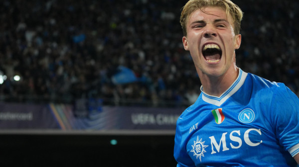 Juventusu bod u trileru, Vlahoviću 10' – Hojlund i De Brujne za erupciju podno Vezuva