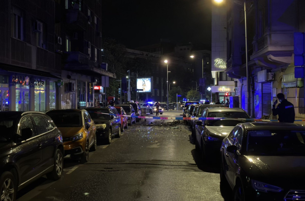 Eksplozija u stanu u Kosovskoj ulici: Sumnja se na plinsku bocu; Jedna osoba poginula FOTO/VIDEO