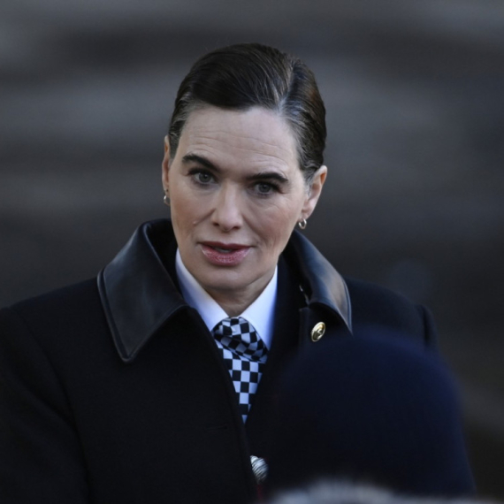 Tvorac "Sinova anarhije" ima novu seriju: Netflix objavio prve fotke FOTO