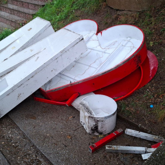 Novi teror Aljbina Kurtija FOTO