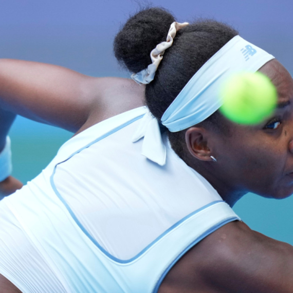 Gof lako do polufinala u Pekingu