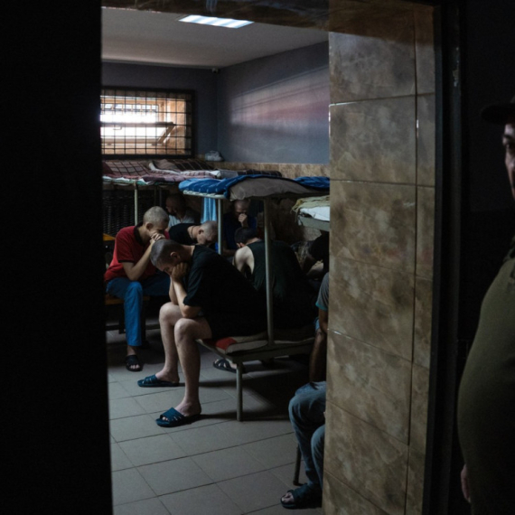 Razmenjeni ratni zatvorenici: "185 za 185"