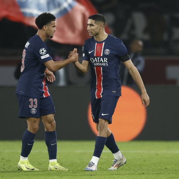 Real gleda ka PSŽ-u