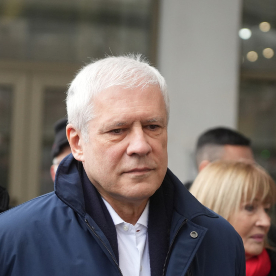 Sveopšti rat bukti: Sada Tadić optužuje Koštunicu za NIS: On je to prihvatio