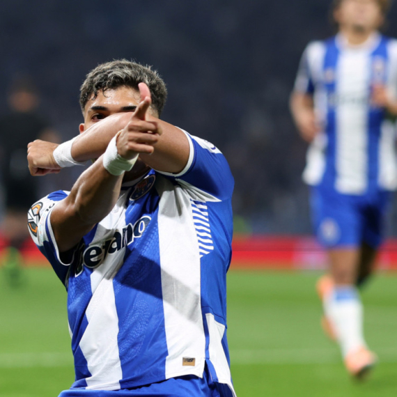 Učena očajno reagovao i napravio penal VIDEO