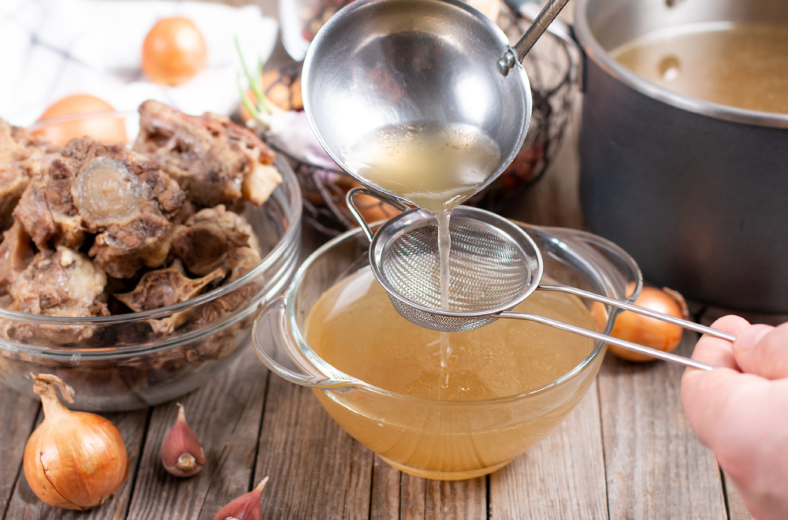 Da li je supa od kostiju zaista lekovita ili je još jedan mit?