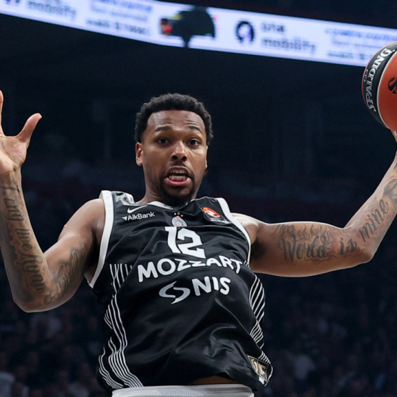 Ko se seća Dubaija? Četvrta u nizu Partizana pred put u Madrid ANKETA