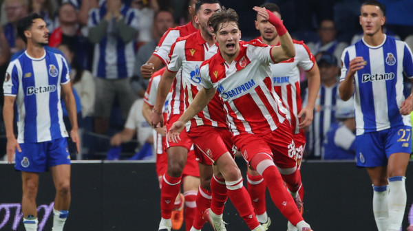 Zvezdi "mršava" trojka – Kostov i Mateus vrlo dobri FOTO