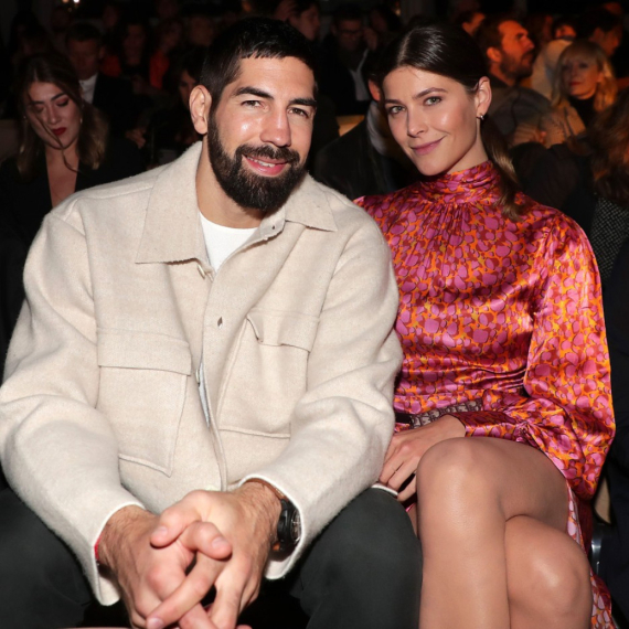 Taj dan je čekao 14 godina: Proslavljeni rukometaš zaprosio partnerku FOTO