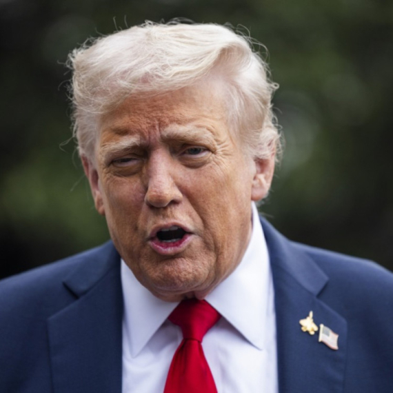 Tramp se vratio na TikTok pa poručio: "Dugujete mi mnogo" VIDEO