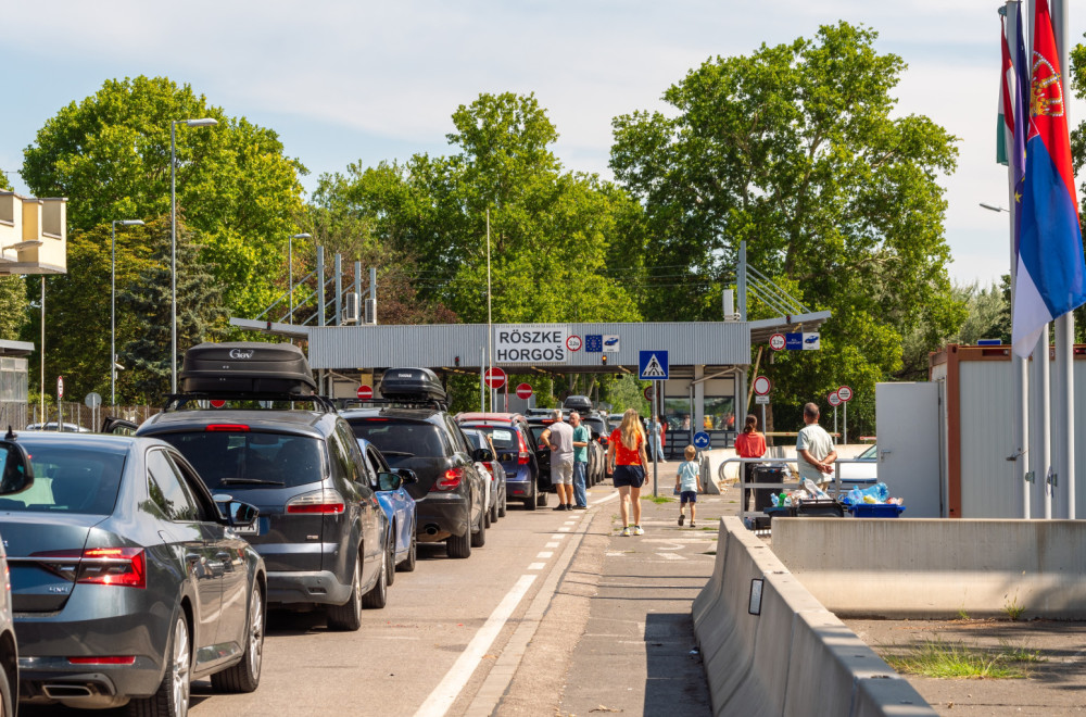 Hungarians announce: "We've started"
