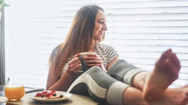 Jednostavna vežba čini čuda: Radite je pored stola, efekat momentalan