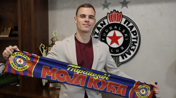 Zvanično: Partizan produžio ugovor detetu kluba