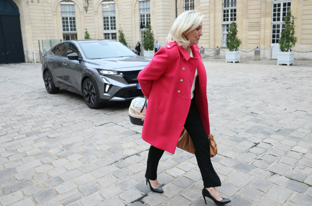 Francuska političarka na važan sastanak došla sa – mačetom FOTO