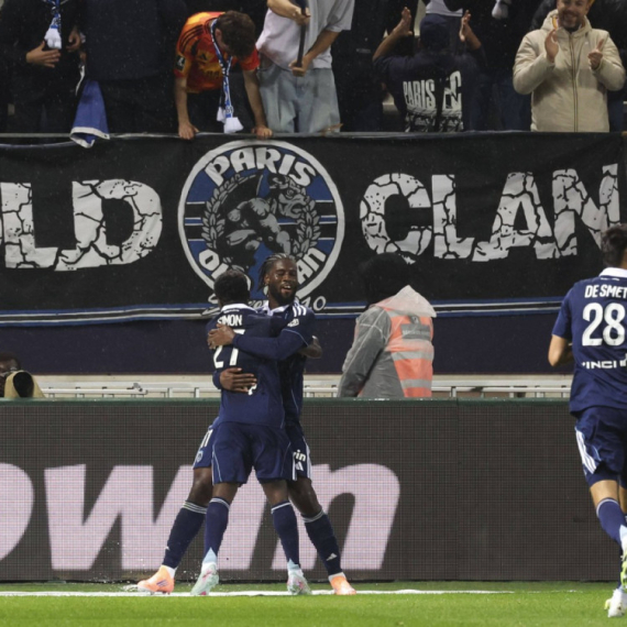 Žan Filip Kraso vodio Pariz do pobede