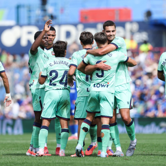 Ovijedo ovakve utakmice mora da dobija – Levante i Arijaga nadmudrili Paunovića VIDEO