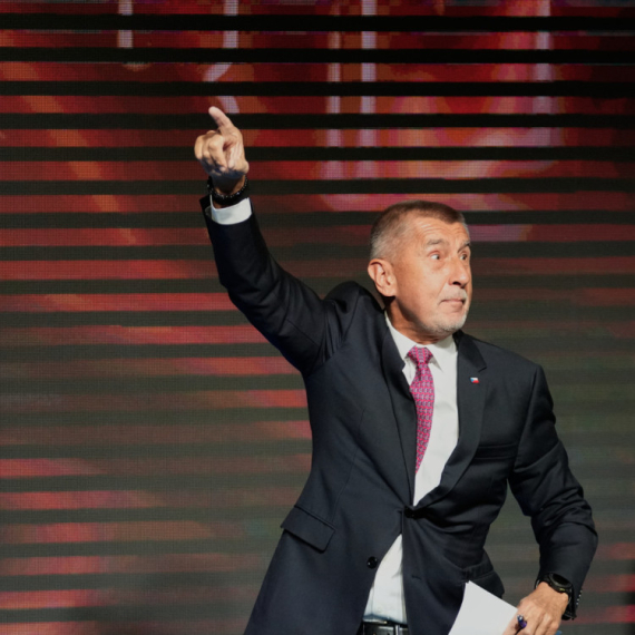 Babiš zagrmeo: Ukrajina neće dobiti ni paru iz državnog budžeta za oružje