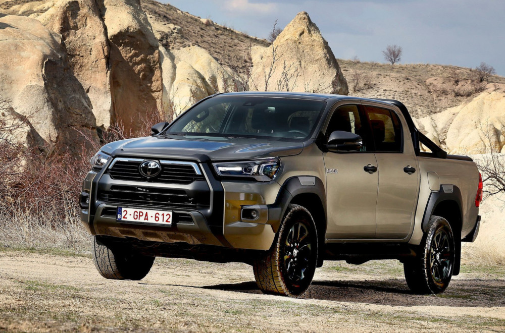 Toyota proziva konkurenciju: Prodaju lažne hibride i zbunjuju vozače!