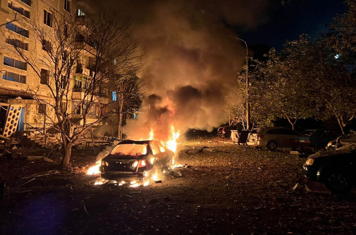 Ruska agresija se nastavlja; Dronovi i artiljerije uništili domove; Ima povređenih FOTO