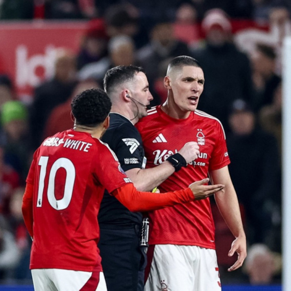 Everton "šokirao" Palas u 93. minutu – Milenković i Forest u problemima VIDEO